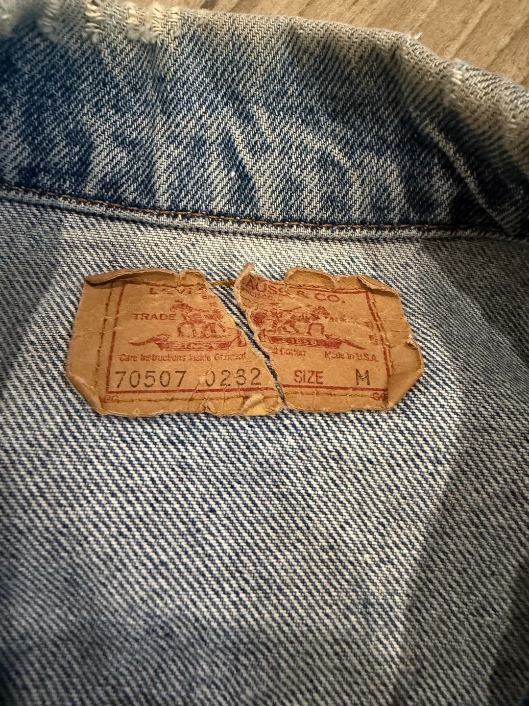 Vintage 80s/90s Levi's Trucker Denim Jacket Made in USA Size M 7