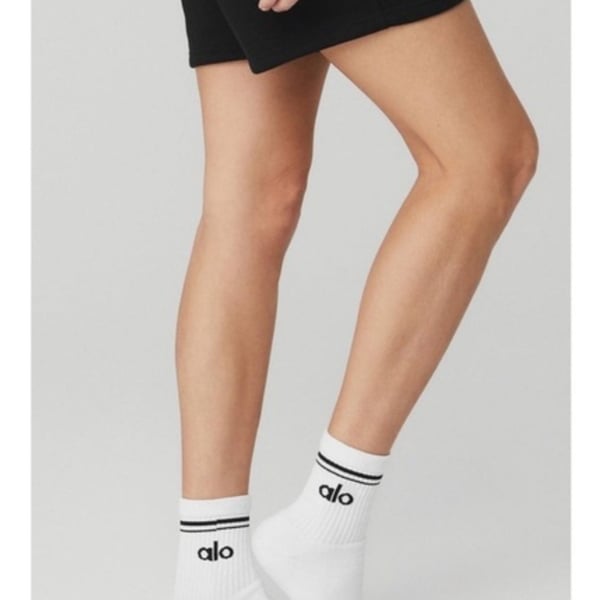 Alo Yoga Unisex Throwback Sock White/Black Size Medium