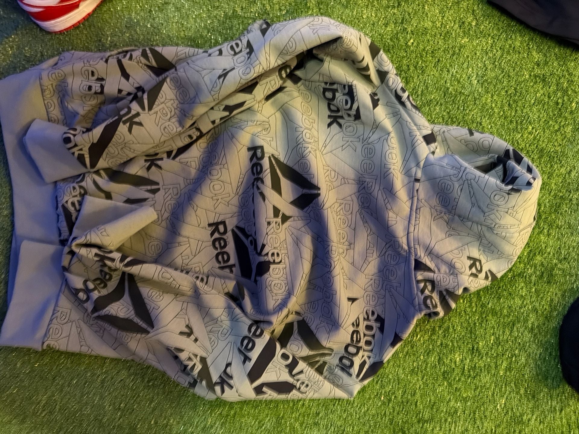 Reebok Men's Unwind All Over Print Pullover Hoodie Sea Spray Green XL 4