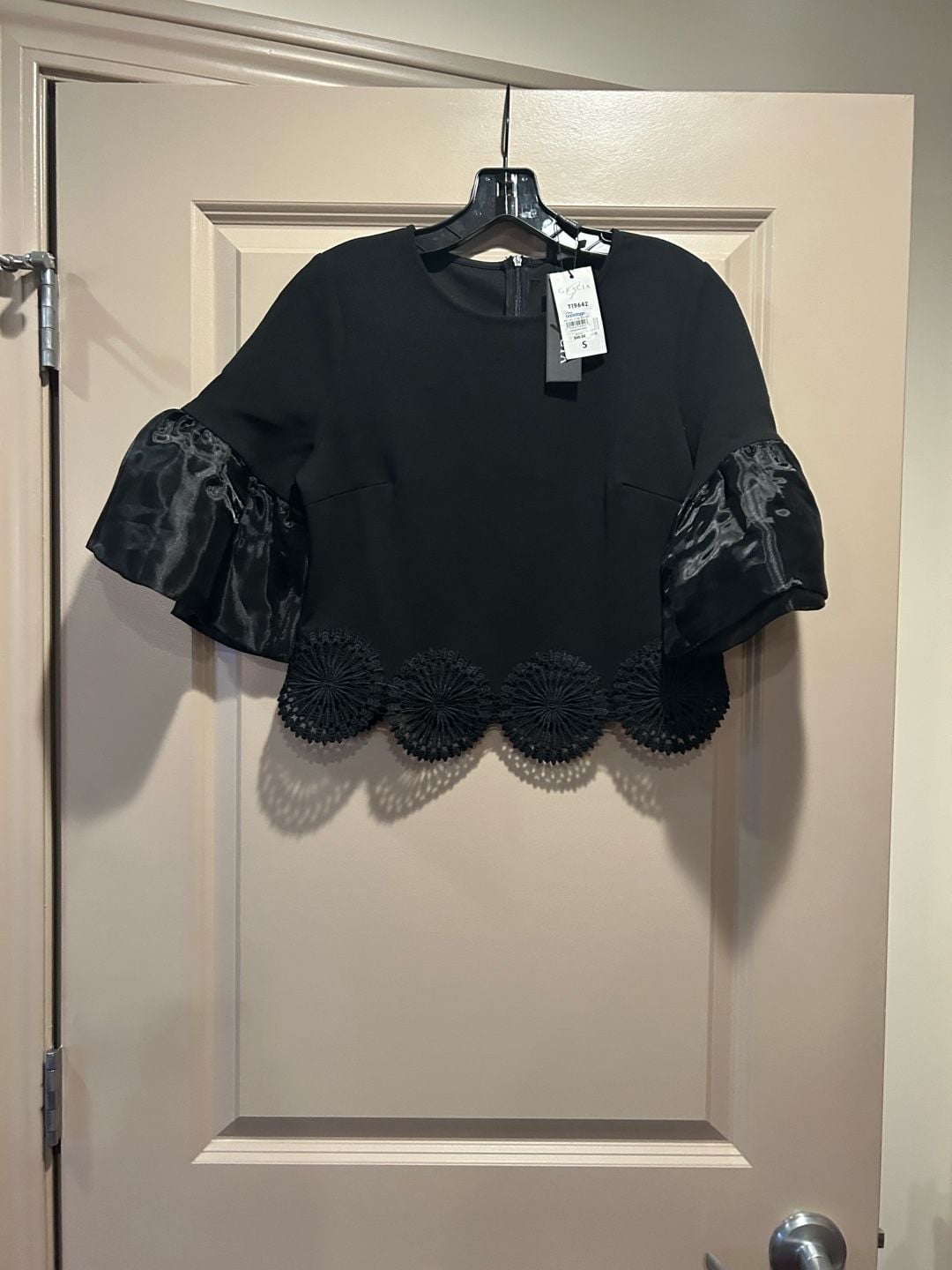 Gracia Black Organza Puff Sleeve Crop Top with Crochet Eyelet Hem 3
