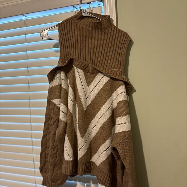 Women's Plus 2XL Chevron Colorblock Cold Shoulder Cable Knit Turtleneck Sweater