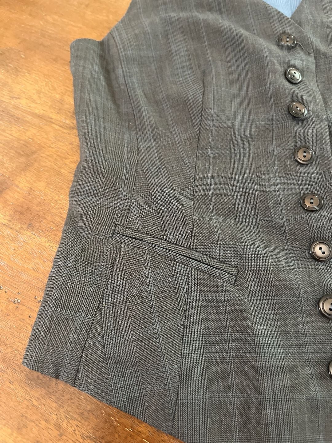 Bailey 44 Grey Glen Check Plaid V-Neck Button Front Vest 6
