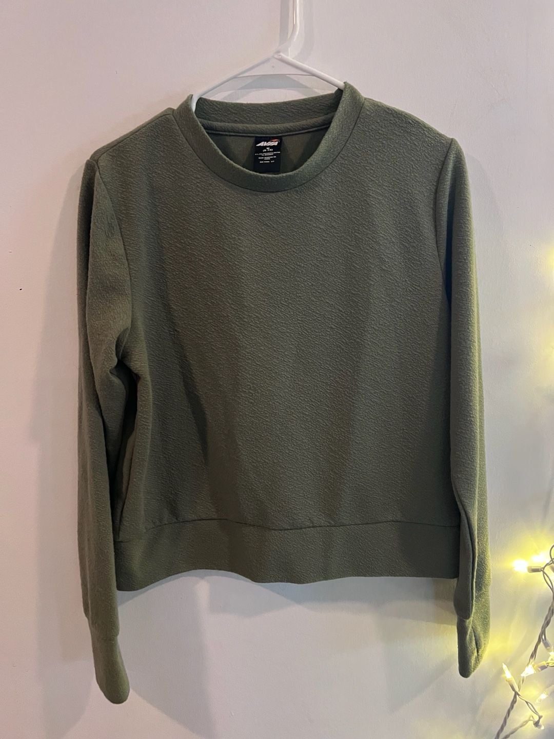 Avia Women's Medium Olive Green Textured Crewneck Pullover with Thumbholes 2