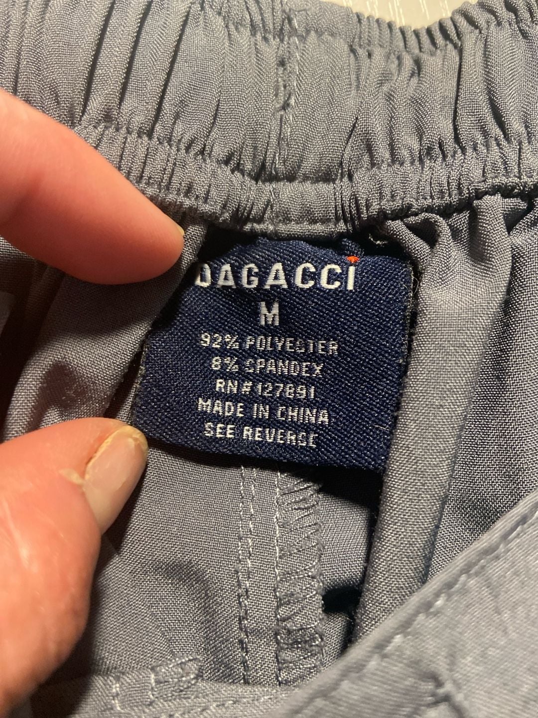Dagacci Unisex 4-Pocket Medical Scrub Cargo Pants with Drawstring in Gray 3