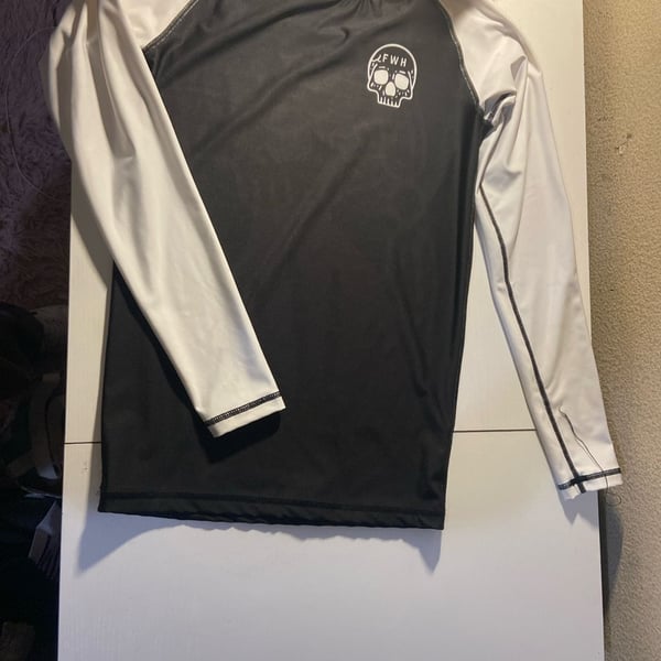 Few Will Hunt Comfort Is A Slow Death Long Sleeve Rash Guard
