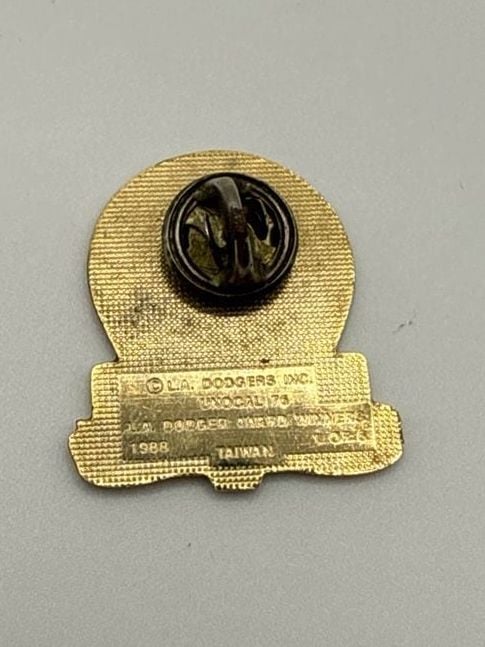 1988 Unocal 76 Los Angeles Dodgers MVPs Pin Maury Wills Sandy Koufax Steve Garvey 3