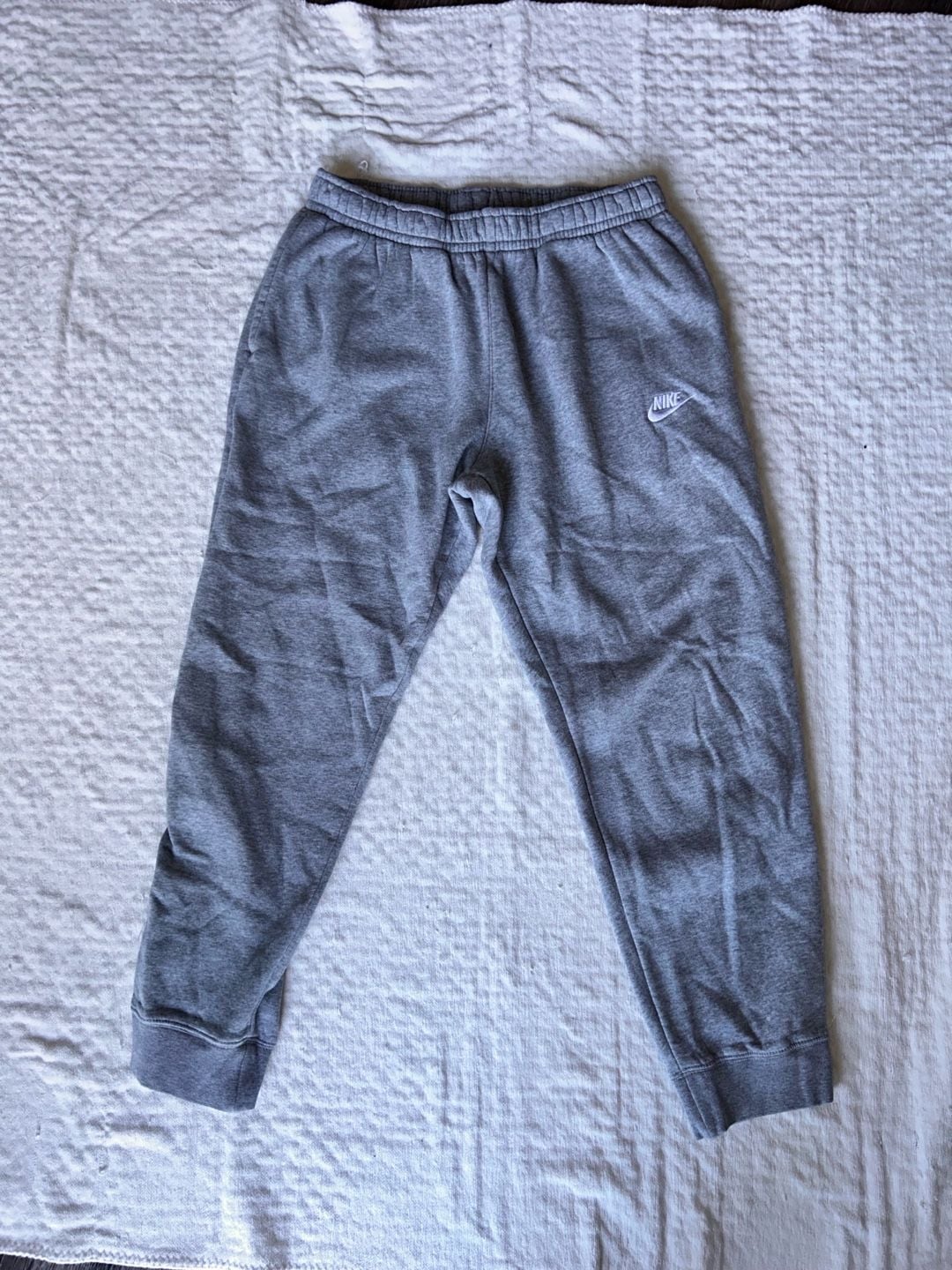 Nike Sportswear Club Fleece Joggers Heather Grey BV2671-063 2