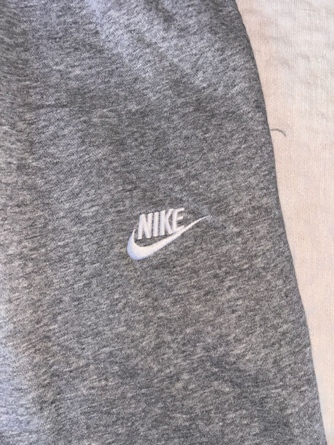 Nike Sportswear Club Fleece Joggers Heather Grey BV2671-063 3