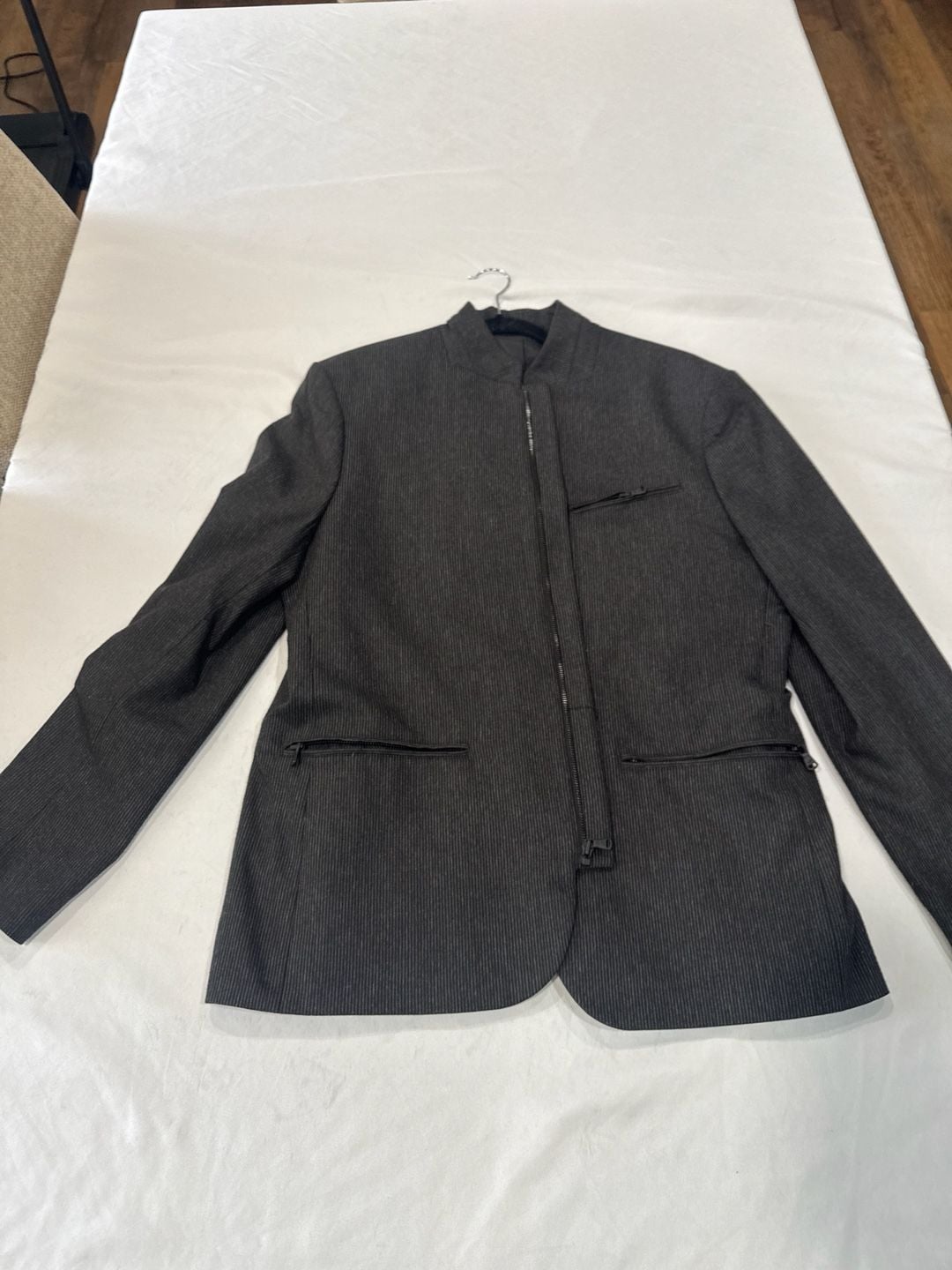 Kenneth Cole Black Label Gray Pinstripe Mandarin Collar Zip-Up Blazer Jacket 4