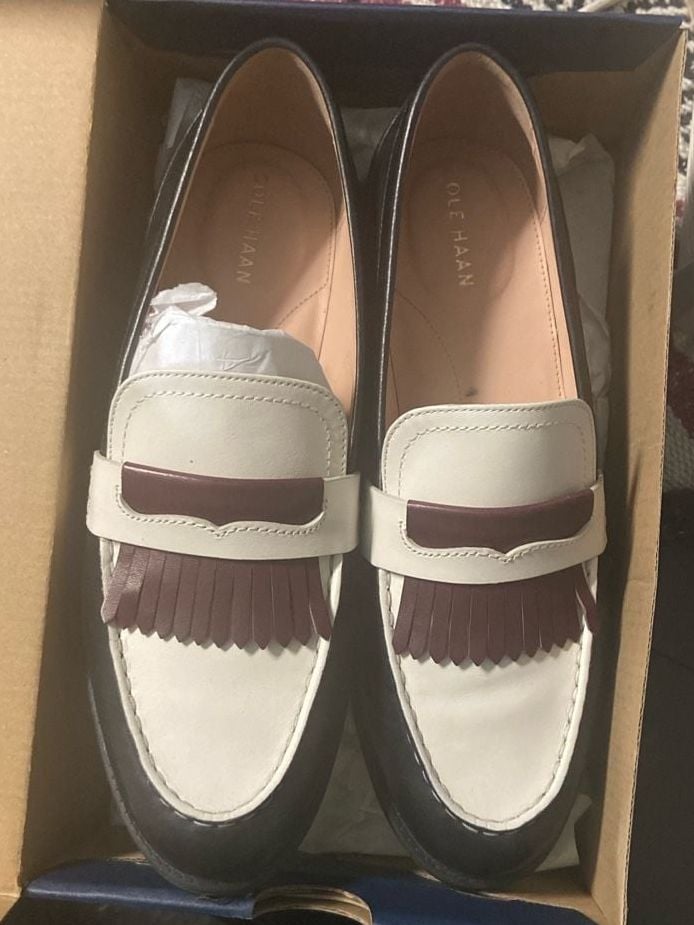 Cole Haan Rossi Kiltie Loafer Ivory/Black/Dark Garnet Size 9B 2