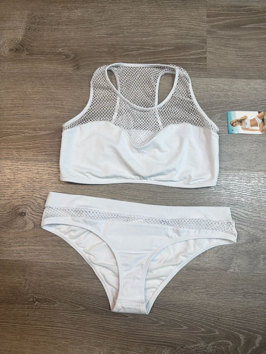 Mapalé White Two-Piece Bikini Set with High Neck Mesh Detail 4