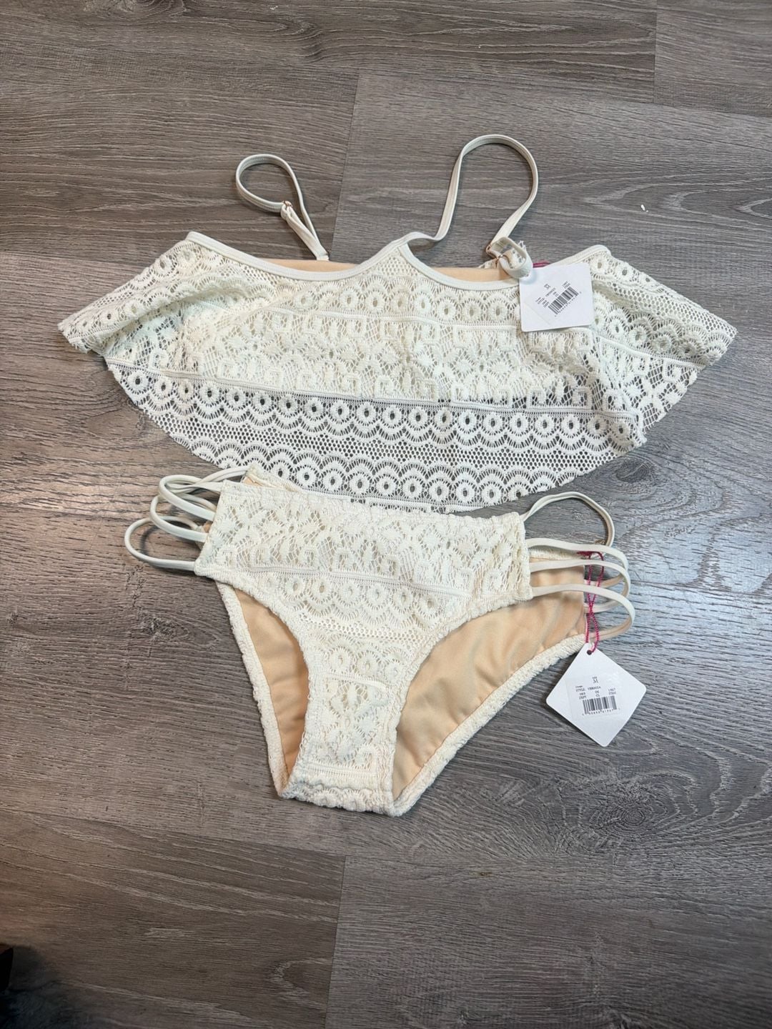 Vanilla Beach Ivory Crochet Lace Flounce Bikini Set 3