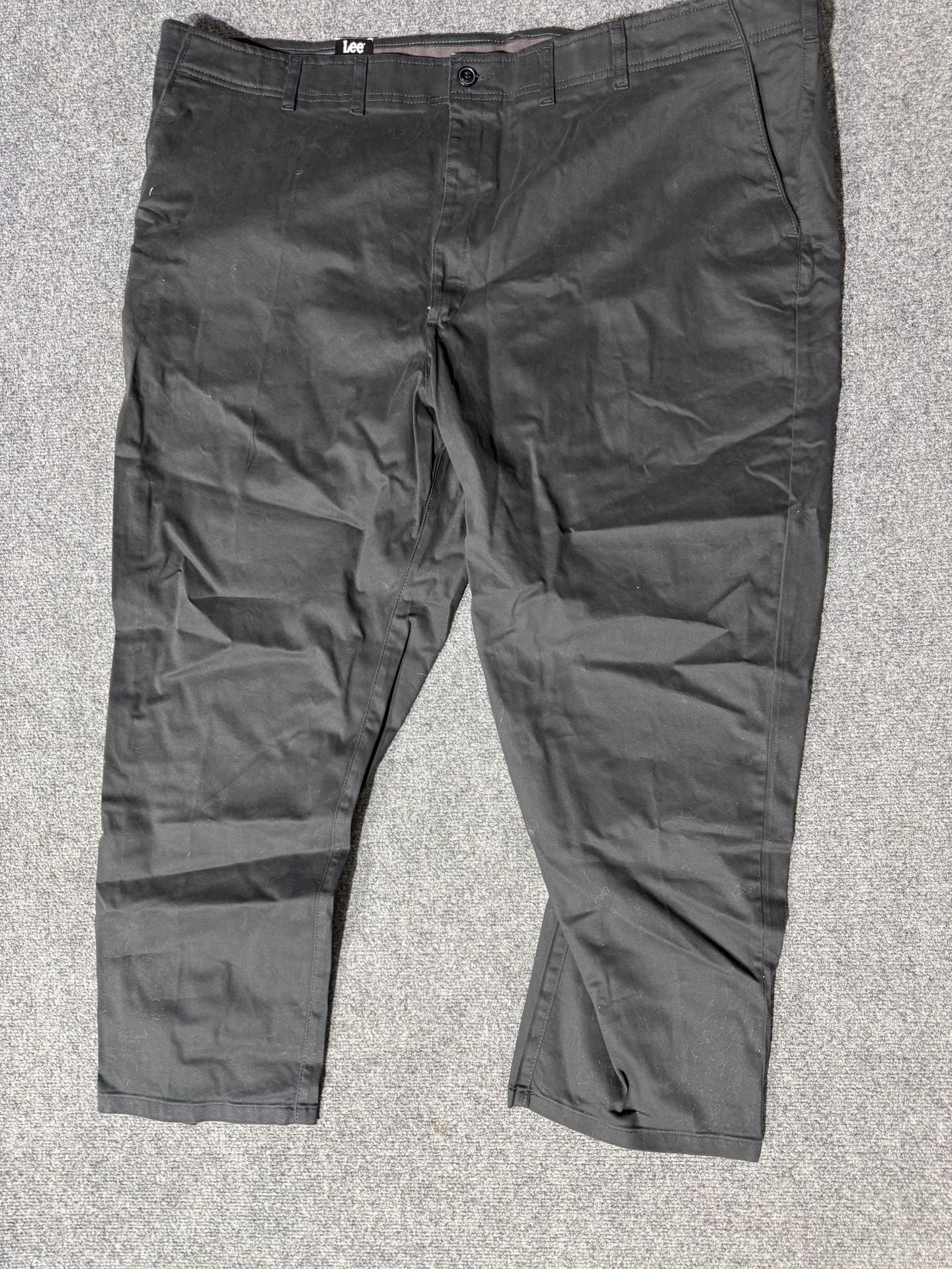 Lee Men's Big & Tall Extreme Motion Flat Front Regular Straight Pant Black 52W X 30L 11