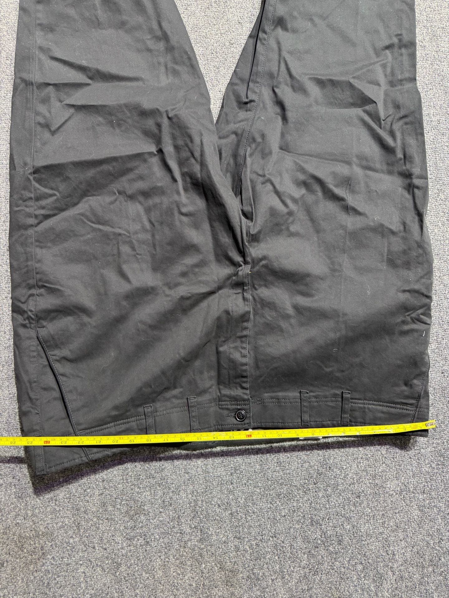 Lee Men's Big & Tall Extreme Motion Flat Front Regular Straight Pant Black 52W X 30L 14