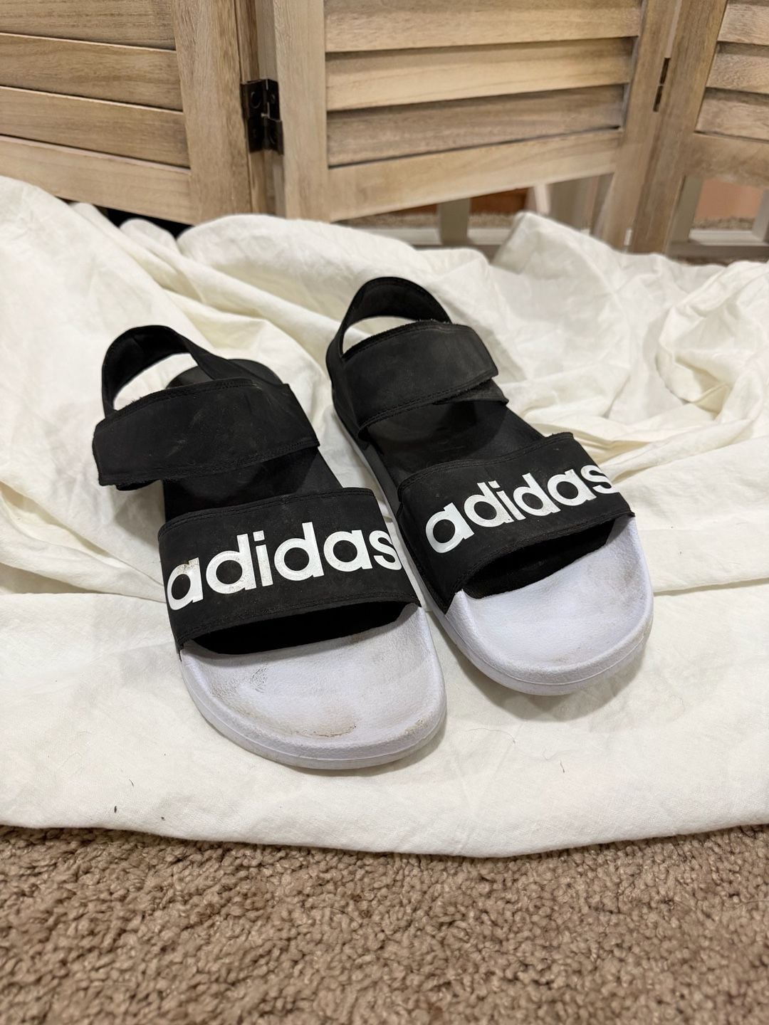 GUC adidas Adilette Black and White Strappy Sport Sandals Womens 11 2