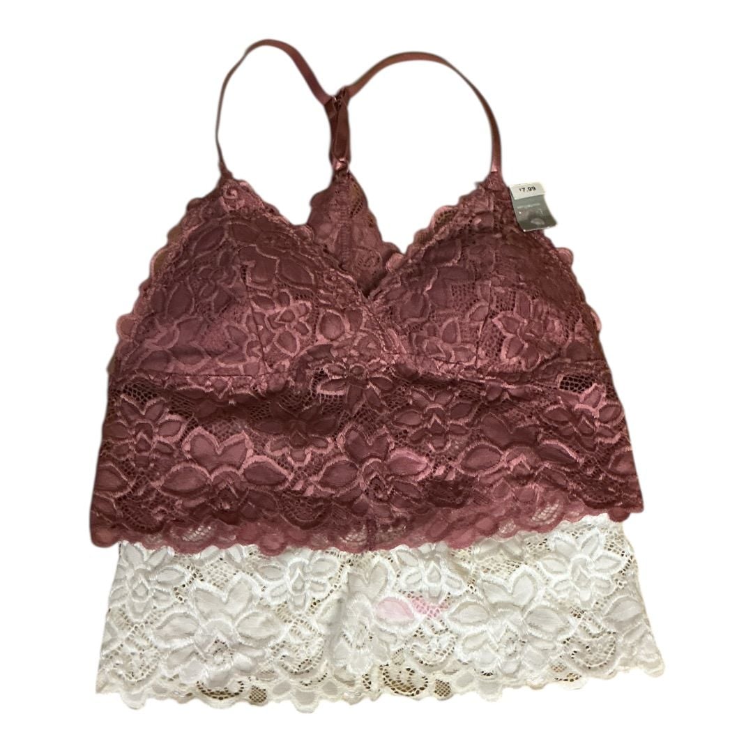 💟True Set of 2 Lace Racerback Bralettes in Burgundy and White 1