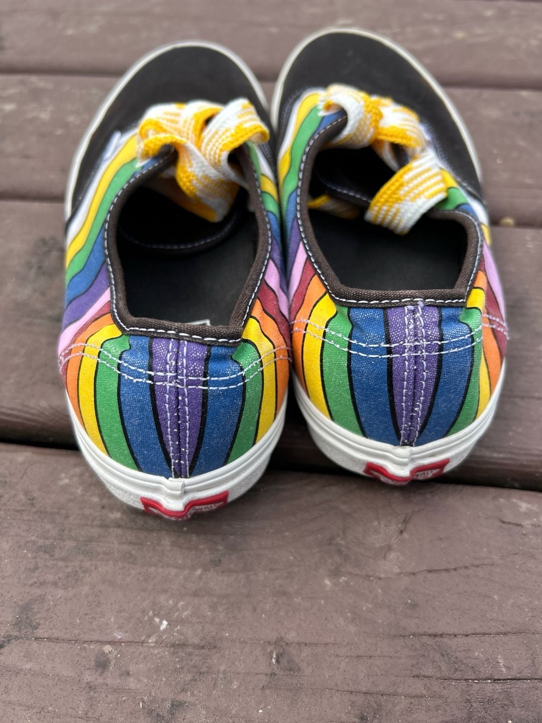 Vans Authentic Refract Rainbow Stripe Low Top Skate Shoes 7