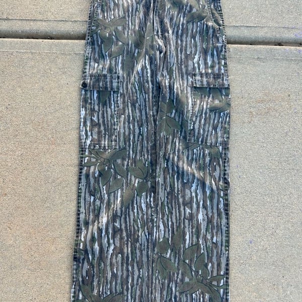 Vintage Bass Pro Shops Realtree Bark Camo Cargo Hunting Pants