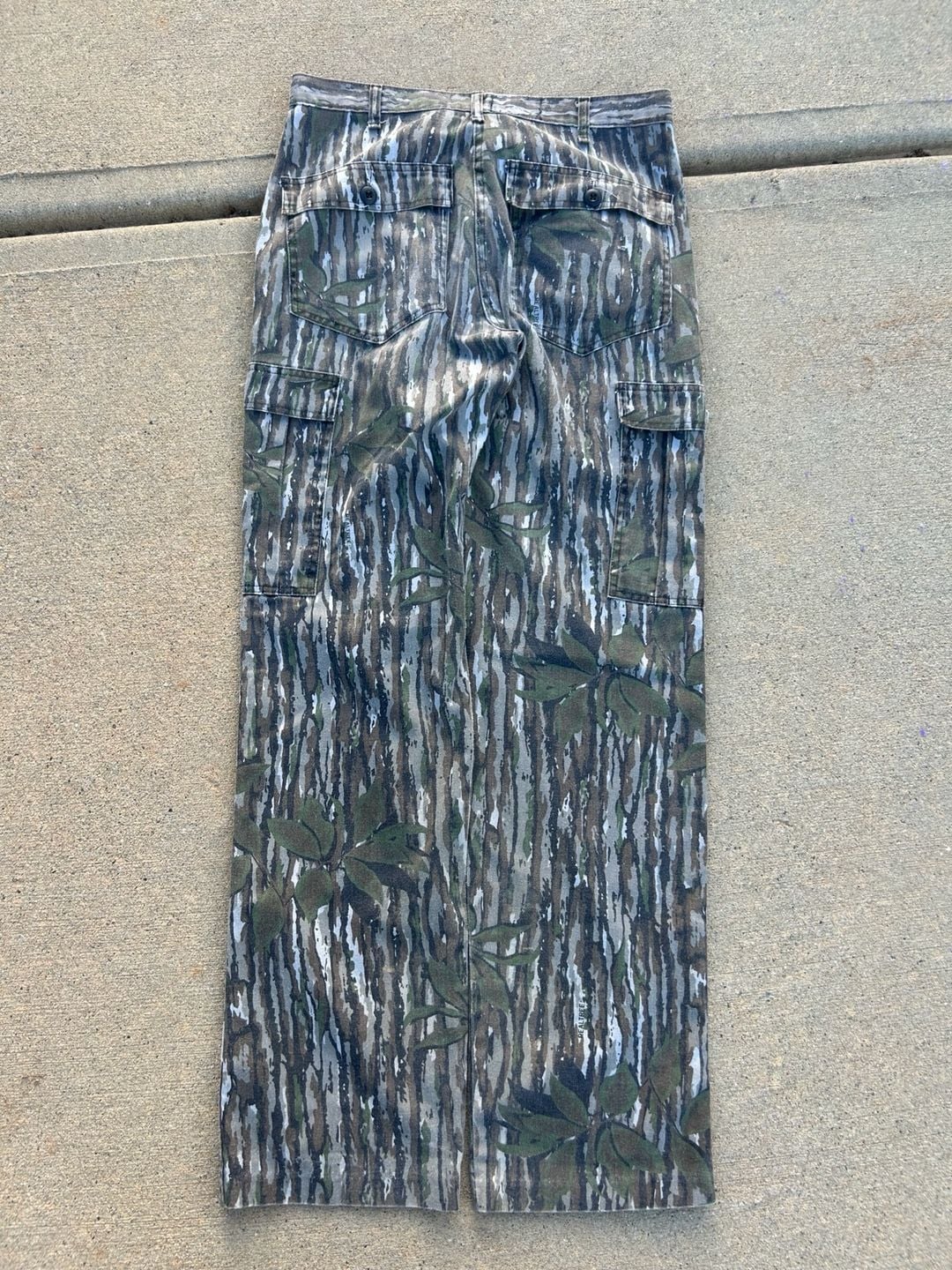 Vintage Bass Pro Shops Realtree Bark Camo Cargo Hunting Pants 7
