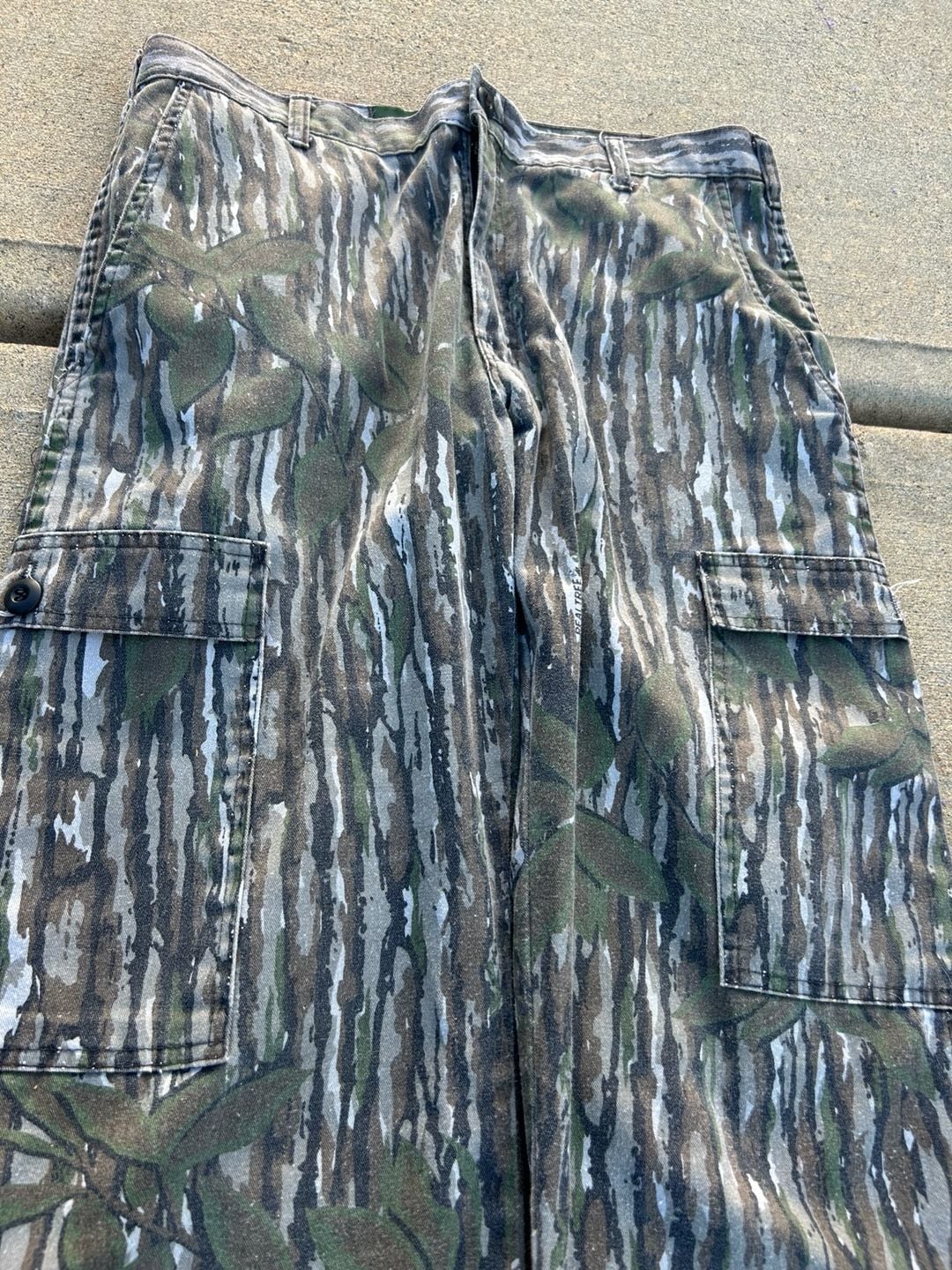 Vintage Bass Pro Shops Realtree Bark Camo Cargo Hunting Pants 8
