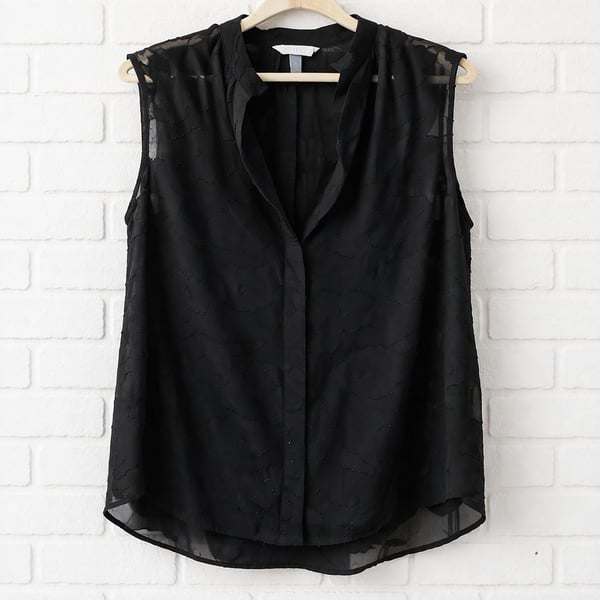 H&M Black Sleeveless Sheer Jacquard Floral Weave V-neck Blouse Size Medium