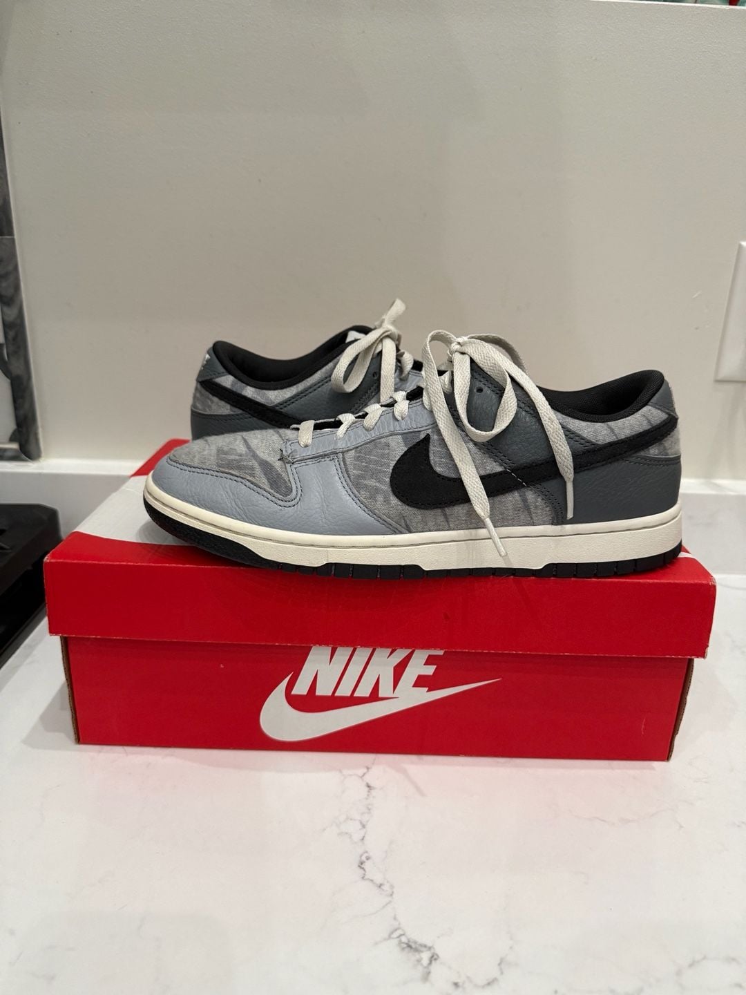 Nike Dunk Low SE Copy Paste Dark Grey Heather Off Noir 2