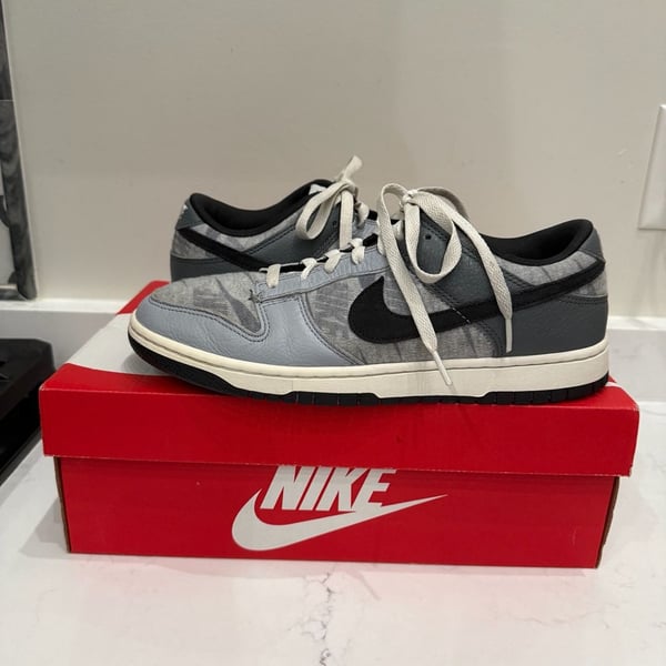 Nike Dunk Low SE Copy Paste Dark Grey Heather Off Noir
