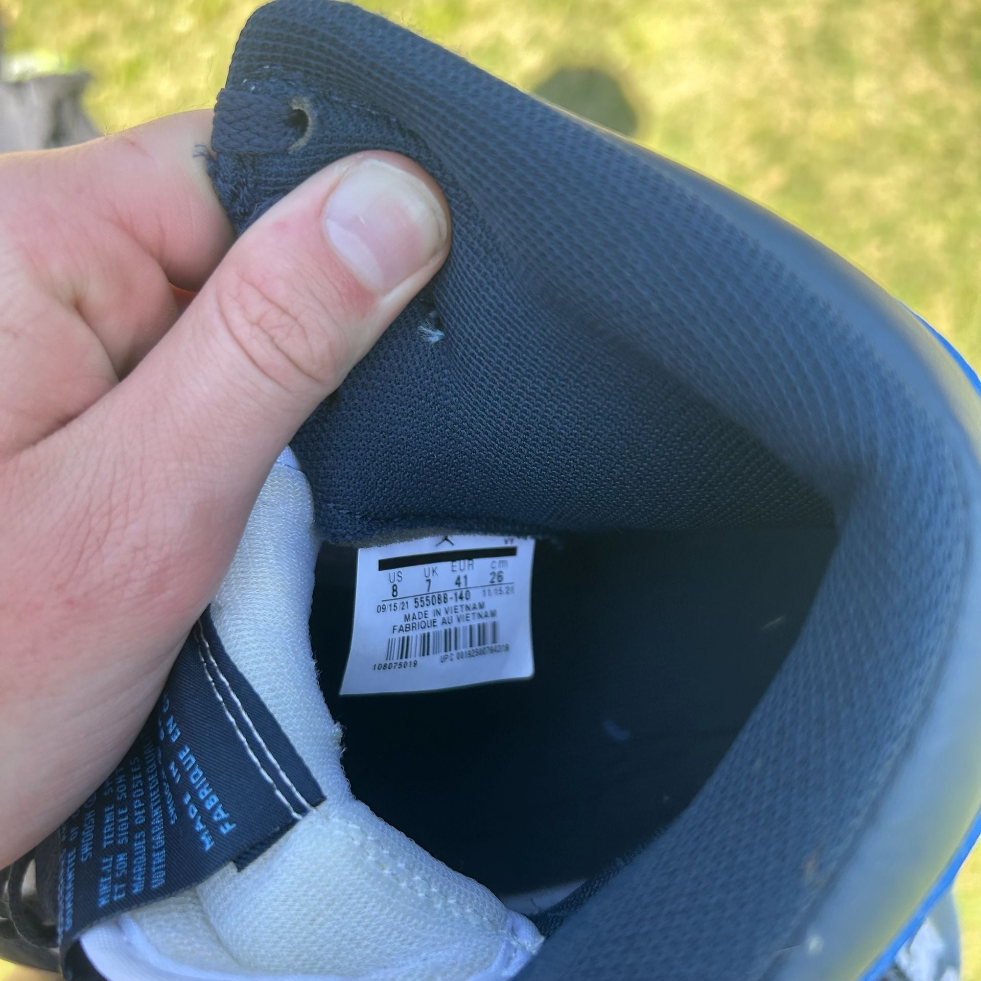 Air Jordan 1 Retro High OG Obsidian University Blue 5