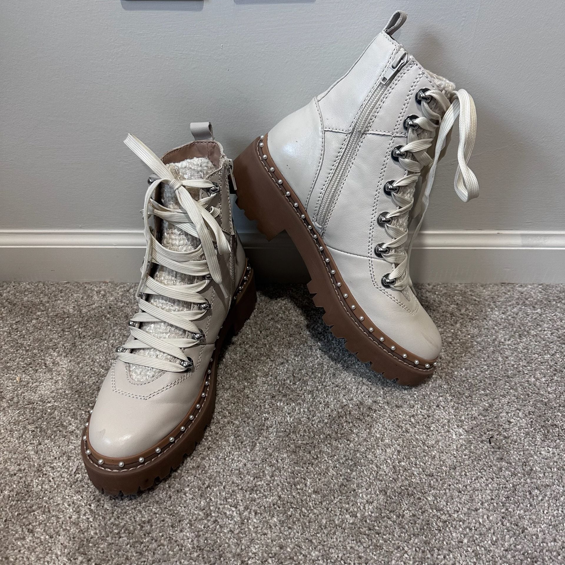 Steve Madden Rainier Leather Bone White Combat Boots with Pearl Stud Trim, Sz 8 2