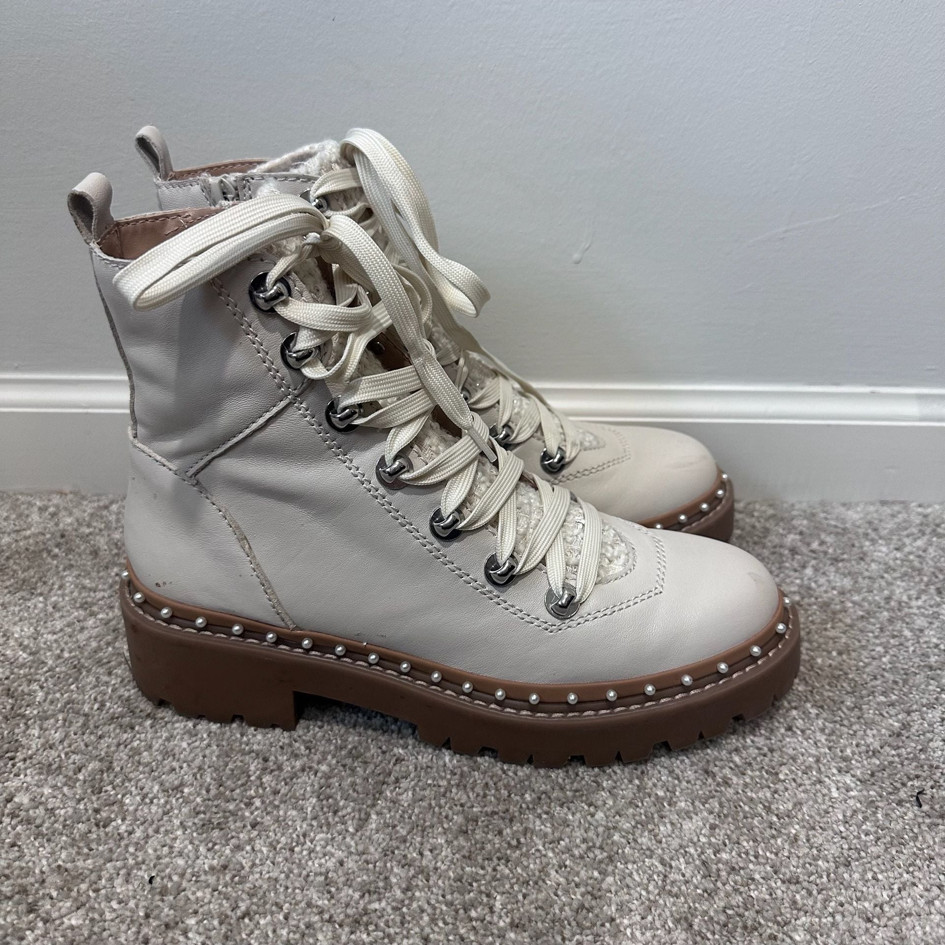 Steve Madden Rainier Leather Bone White Combat Boots with Pearl Stud Trim, Sz 8 7