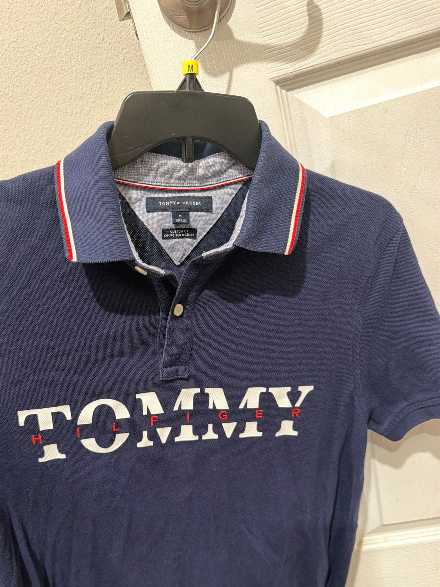 Tommy Hilfiger Men's Custom Fit Navy Blue Graphic Spellout Pique Polo Shirt Size M 1
