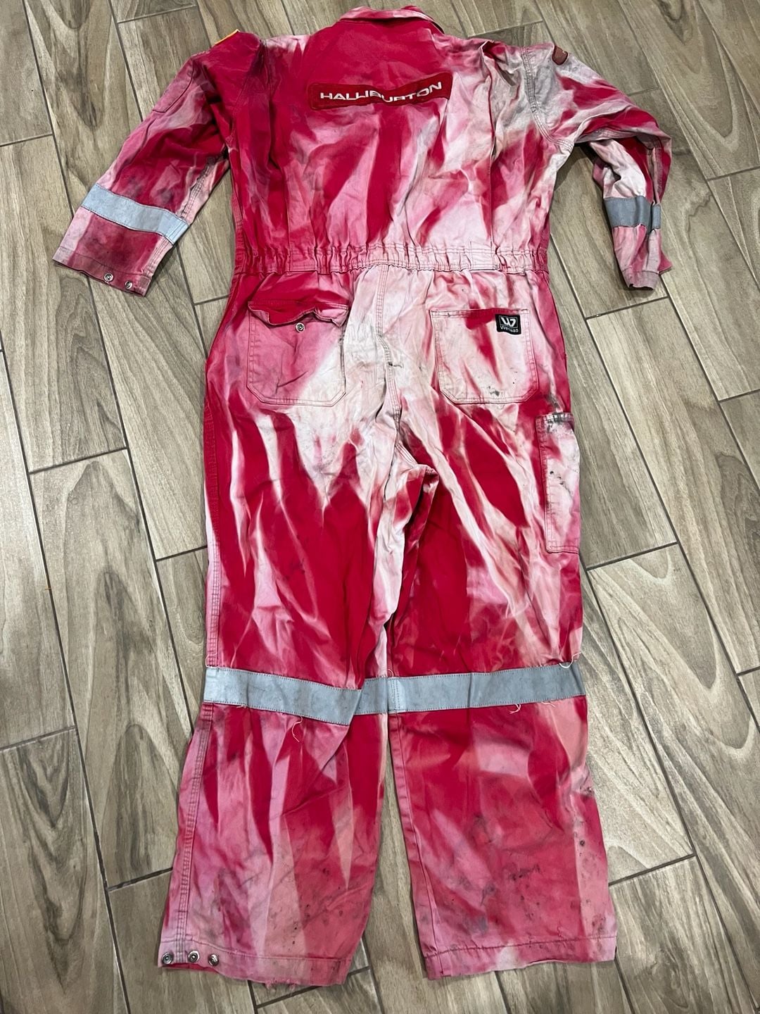 Vintage Wenaas Halliburton Flame Resistant Distress Red Bleached Reflective Workwear Coveralls 8