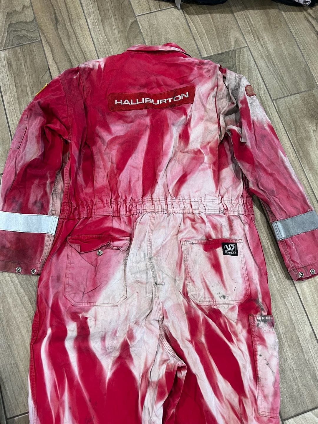 Vintage Wenaas Halliburton Flame Resistant Distress Red Bleached Reflective Workwear Coveralls 9