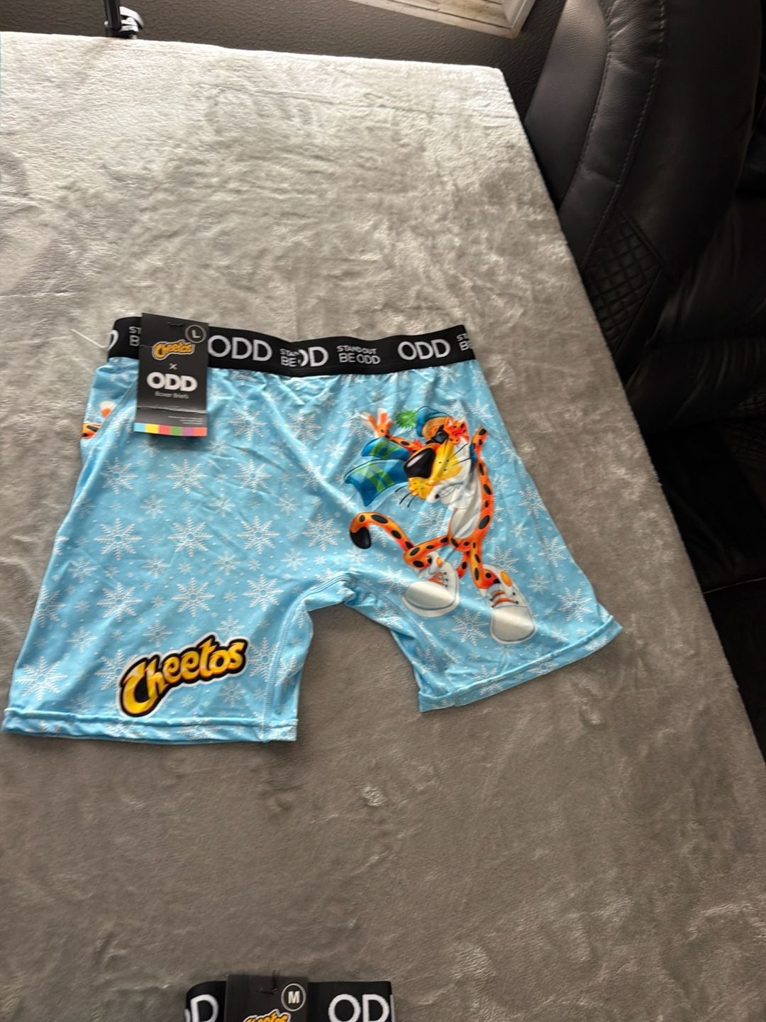 Odd Sox x Cheetos Chester Cheetah Winter Snowflake Men's Boxer Briefs Size L 1