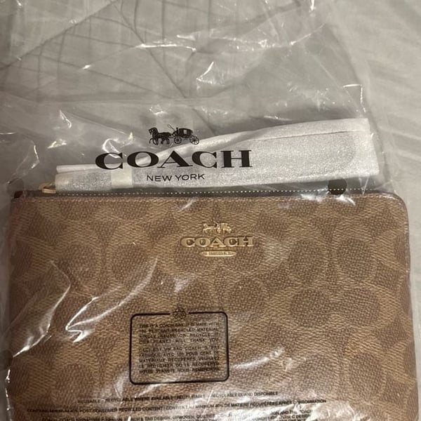 COACH® Outlet