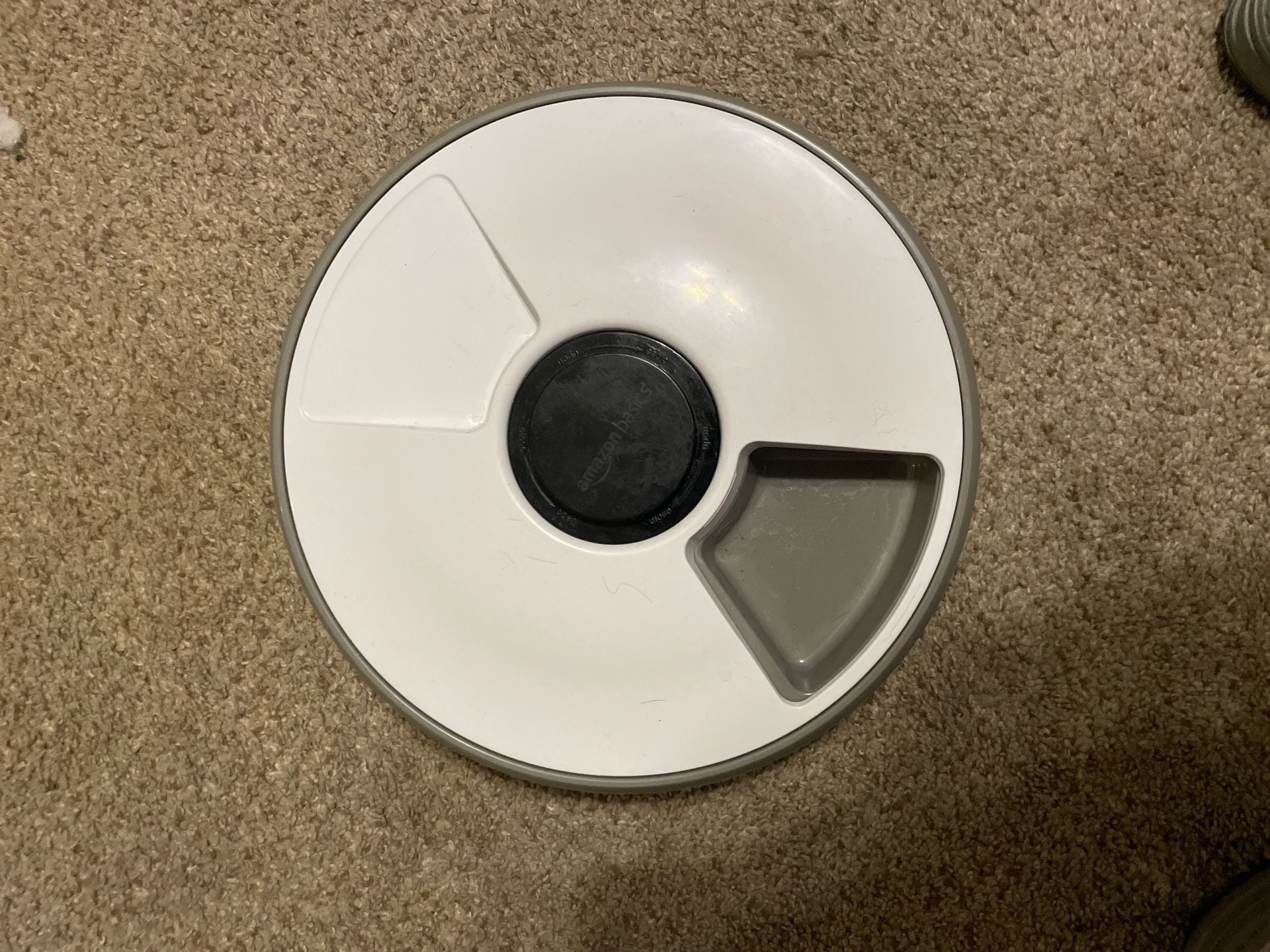 Amazon Basics Automatic Electronic 6-Meal Timed Pet Feeder for Dogs and Cats with LCD Display 1