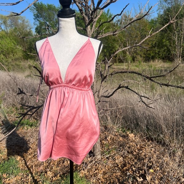 superdown Pink Satin Deep V-Neck Open Back Mini Dress