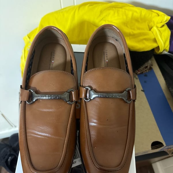 Tommy Hilfiger Men's Senner Tan Brown Apron Toe Bit Loafers