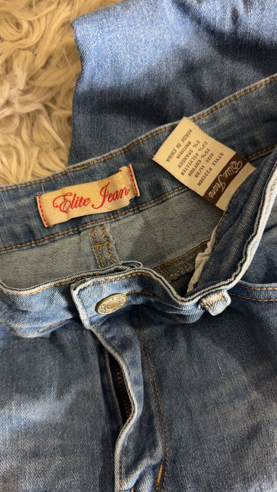 Elite Jeans Light Wash Destructed Skinny Jeans Size 11/30 2