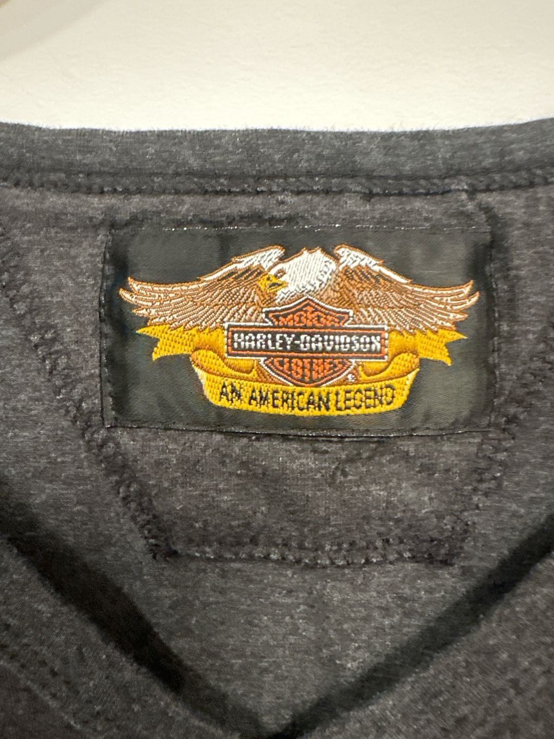 Vintage Harley-Davidson Women's Charcoal Grey V-Neck Long Sleeve Rhinestone Eagle Top 3