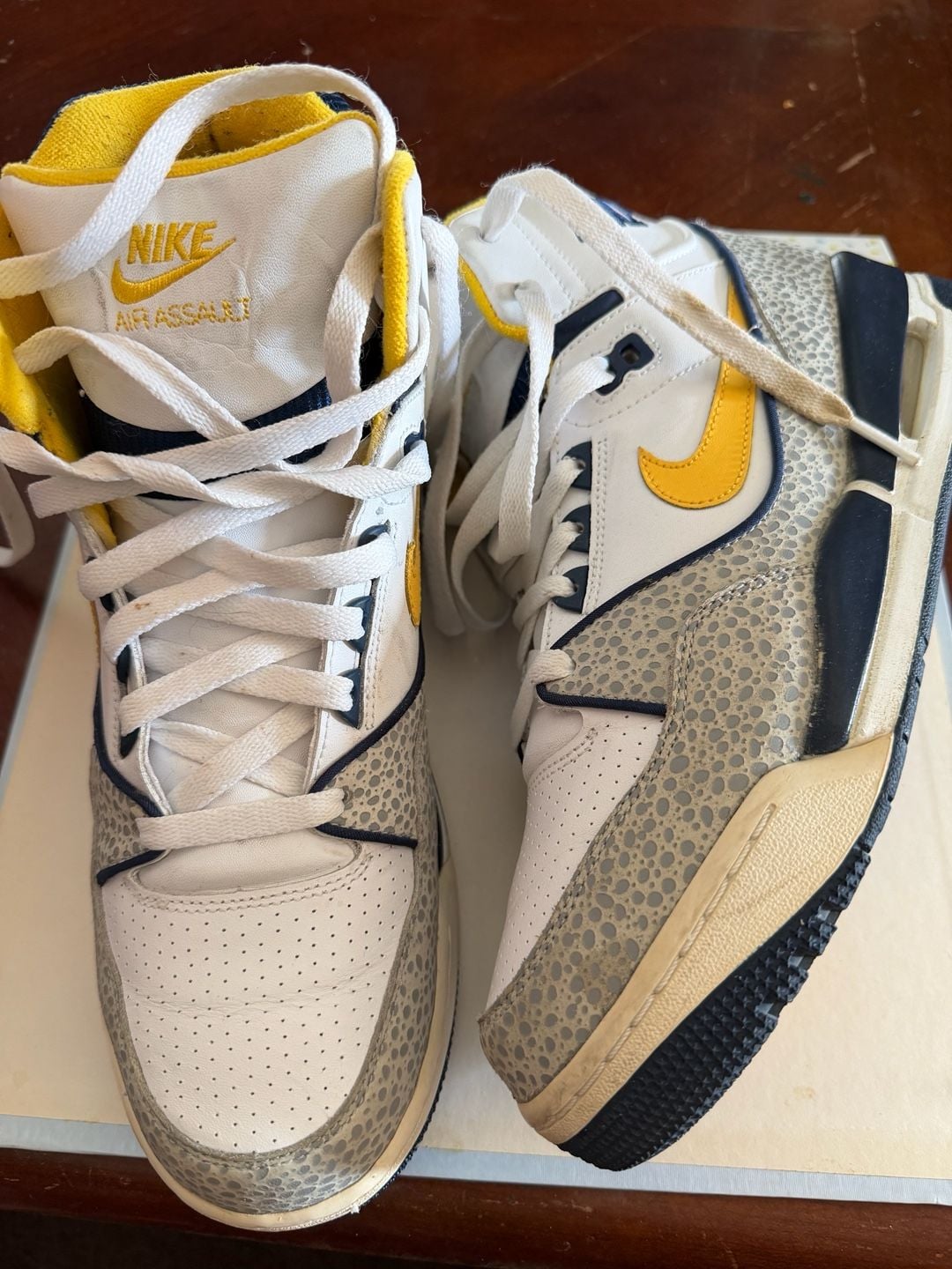 Nike Air Assault High White Navy Varsity Maize 2007 Safari Print 315064-171 7