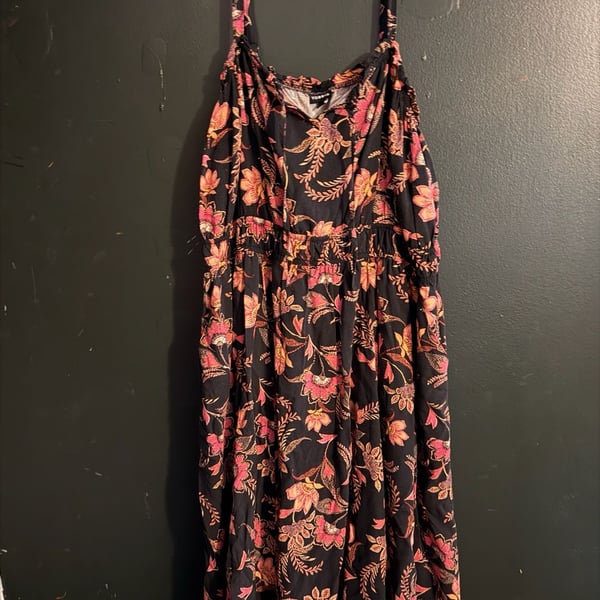Torrid Floral Print Sleeveless Smocked Waist Midi Dress Size 4