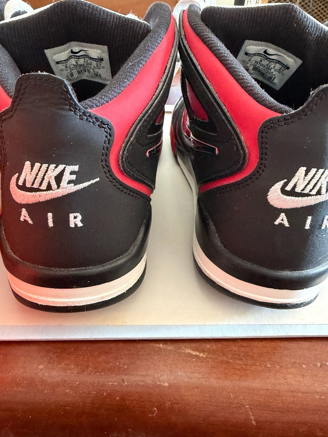 Nike Air Flight Falcon Black Red White 397204-066 Size 9 4