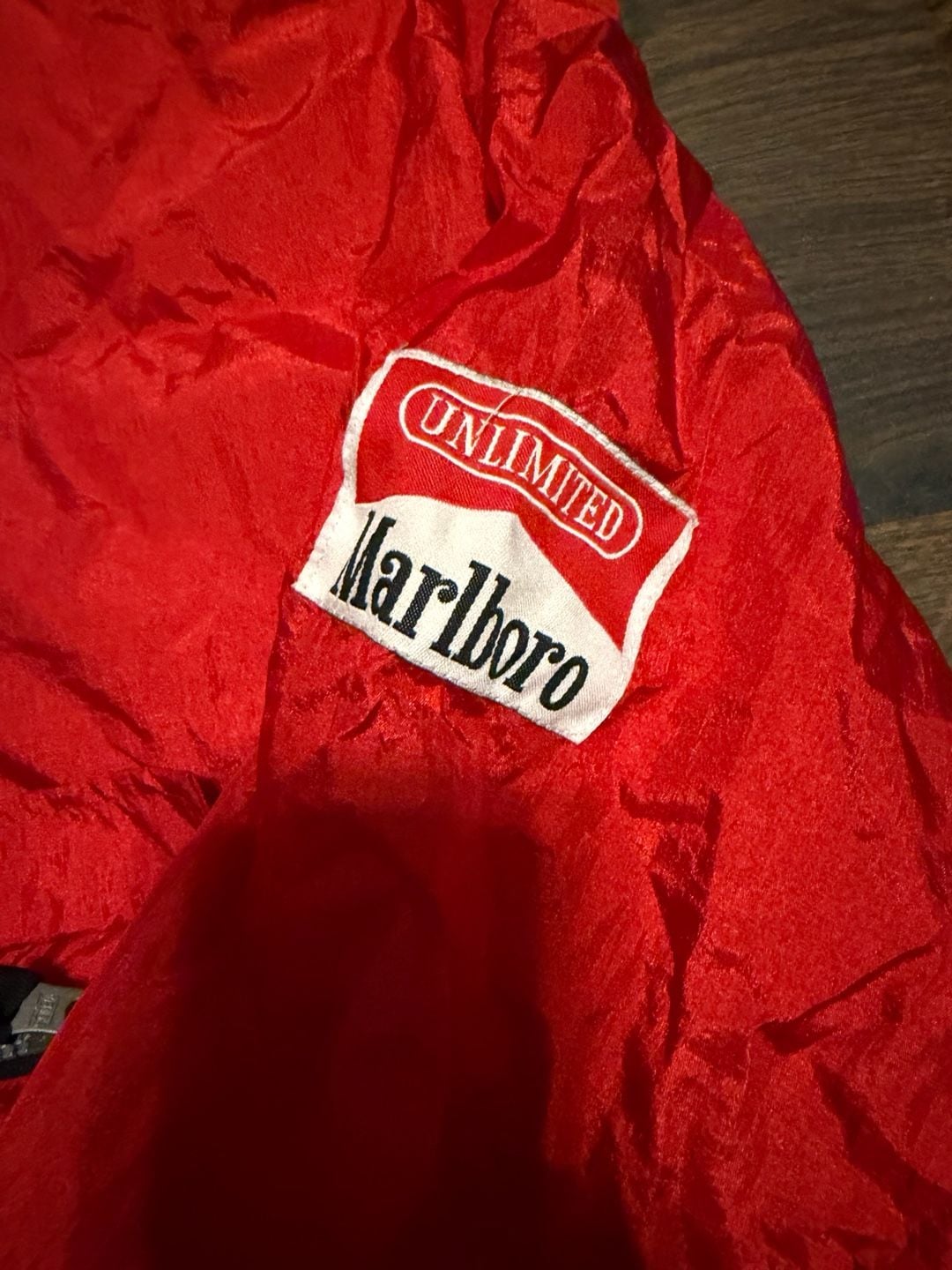 Vintage 90s Marlboro Unlimited Red Nylon 1/4 Zip Anorak Hooded Windbreaker Jacket Size L 3