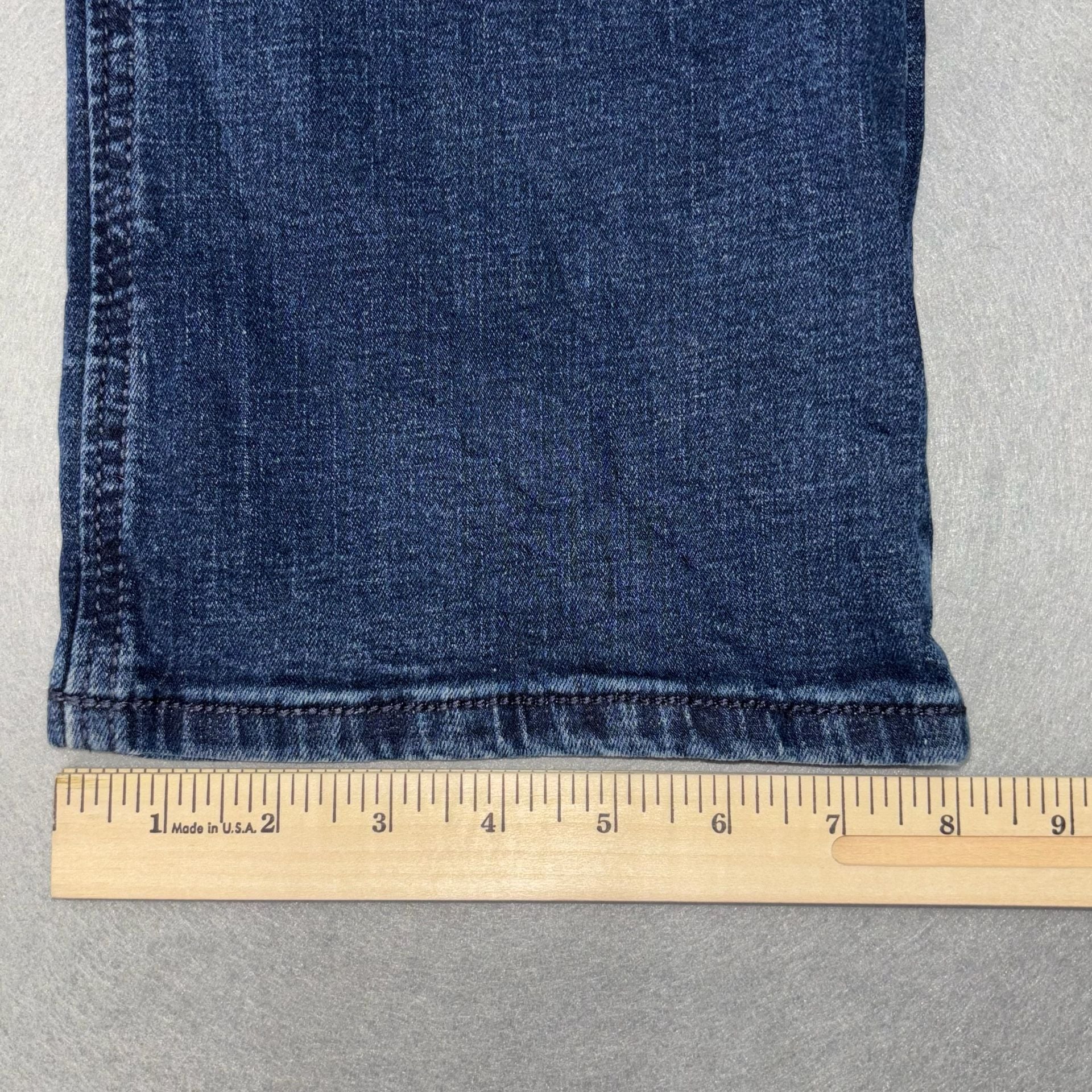 Rock & Republic Men's Straight Fit Stretch Denim Jeans 36x30 Blue Wash 16