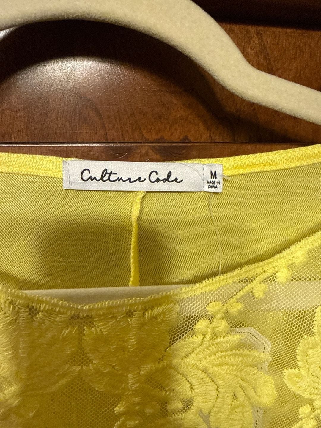 Culture Code Yellow Lace Mesh Yoke Short Sleeve Top 4