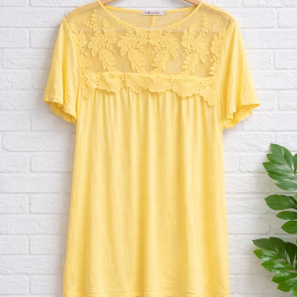Culture Code Yellow Lace Mesh Yoke Short Sleeve Top