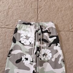 Denim Tears The Cotton Wreath Camouflage Sweatpants - White Camo 3