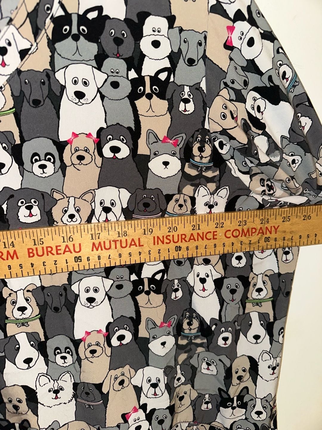 WonderWink Picture Pawfect 2-Pocket V-Neck Dog Print Scrub Top 4