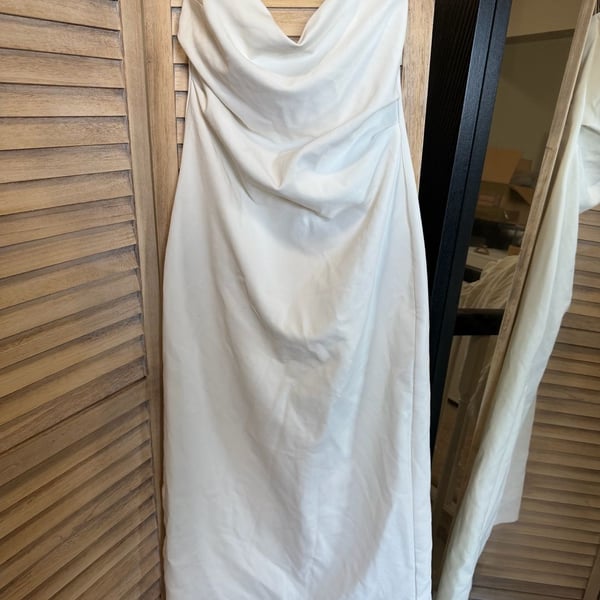 NWOT Zara Strapless Midi Dress with Back Slit in Ivory Size L